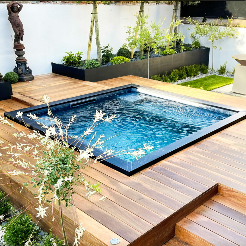 Piscine container inox enterrée Traditionnelle avec filtration déportée installée à Toulouse